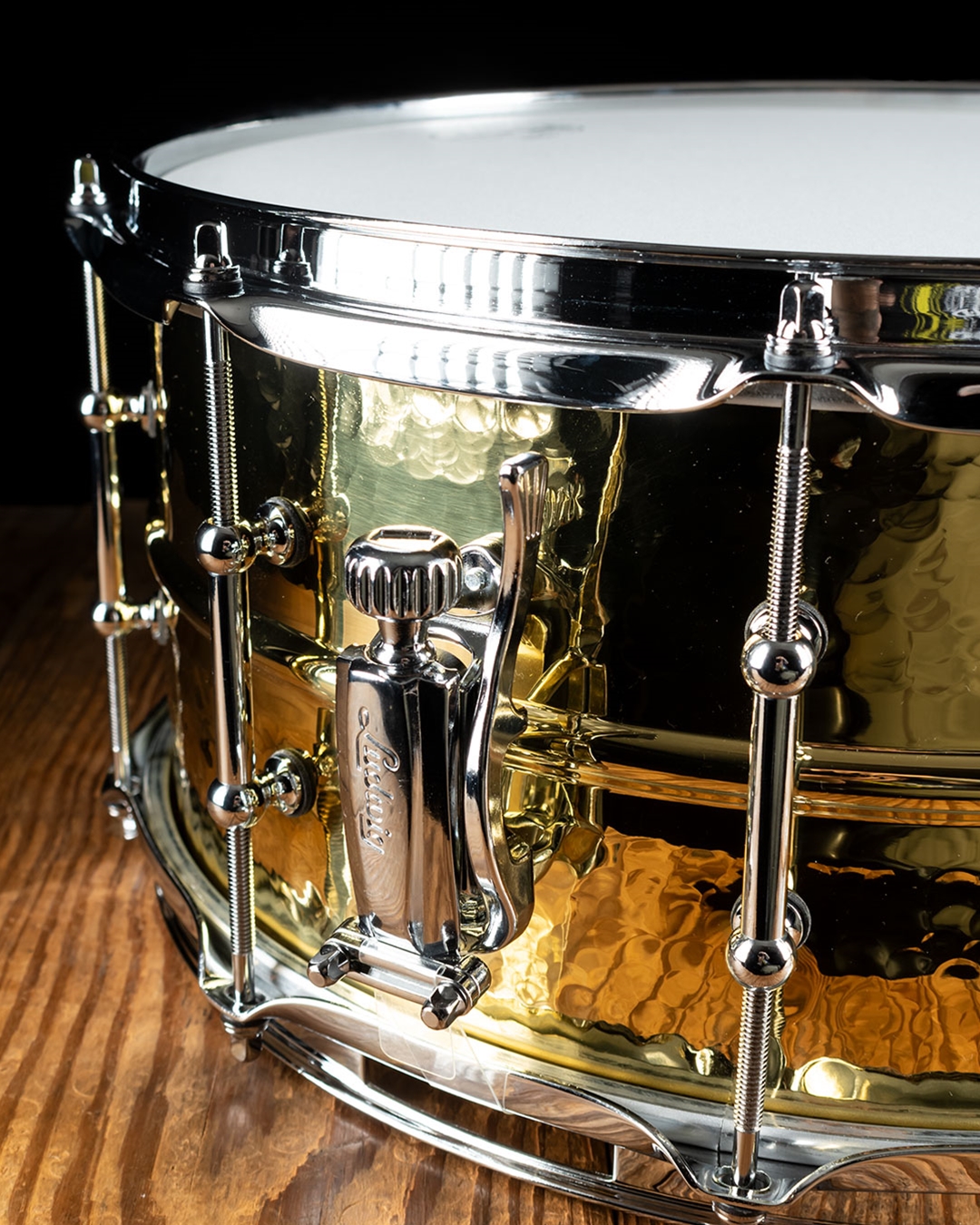 Ludwig LB422BKT - 6.5x14 Hammered Brass Snare