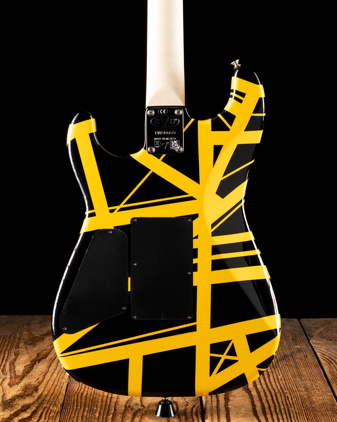 EVH Striped Series - Black with Yellow Stripes