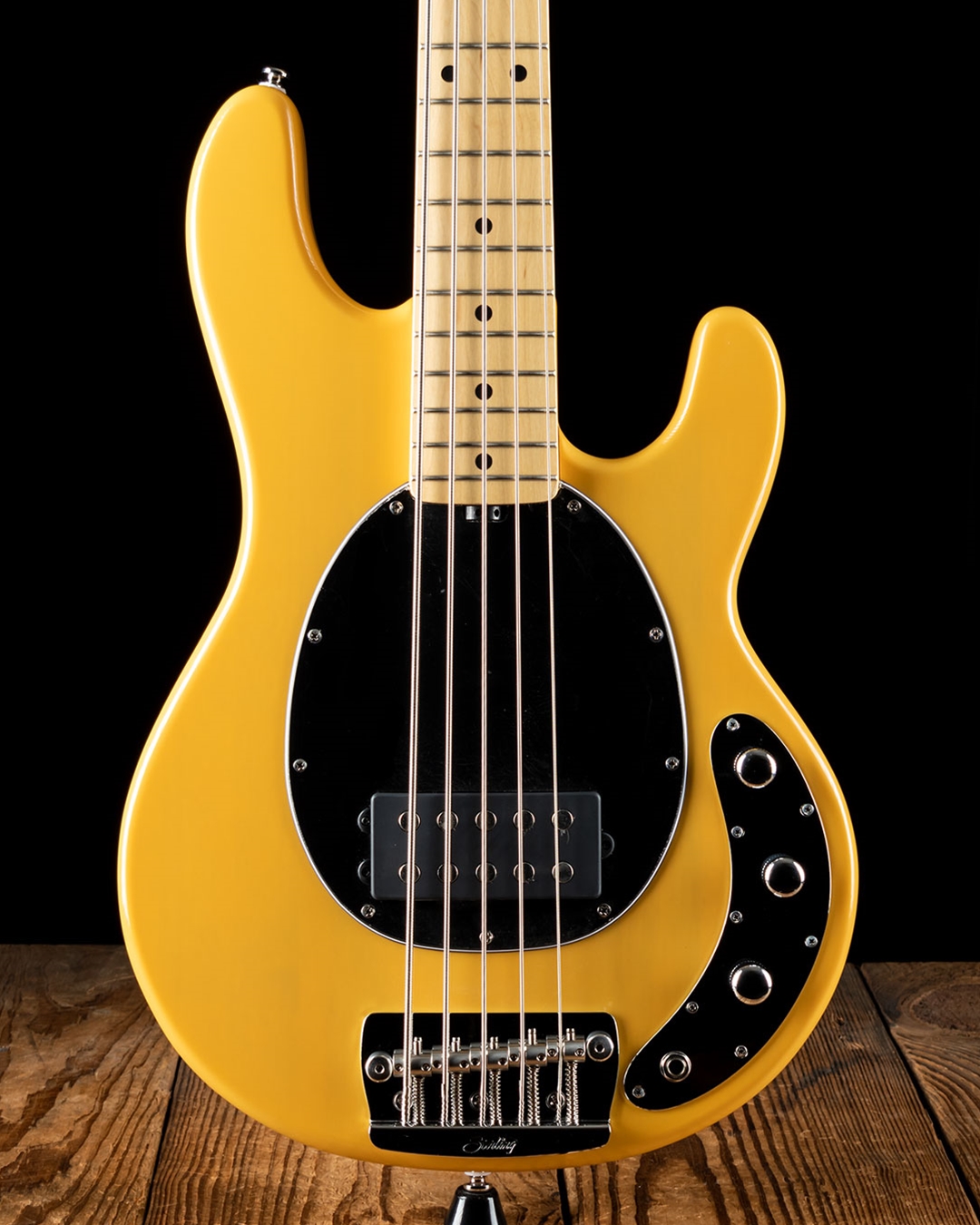 Sterling StingRay 5 Classic Ray25CA - Butterscotch