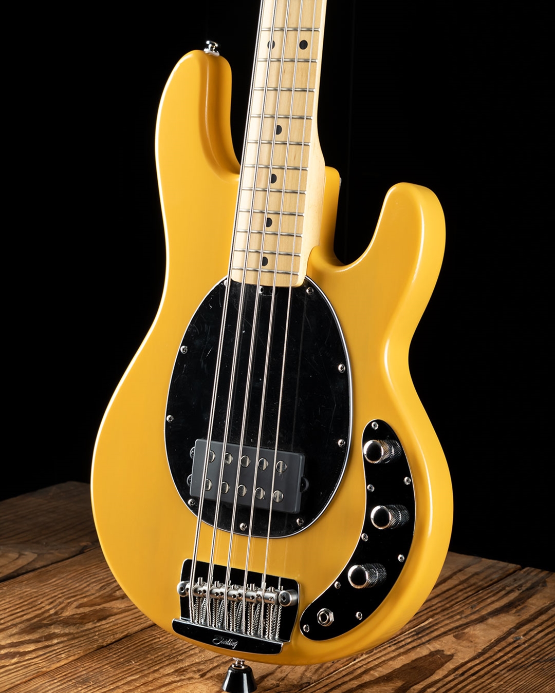 Sterling StingRay 5 Classic Ray25CA - Butterscotch