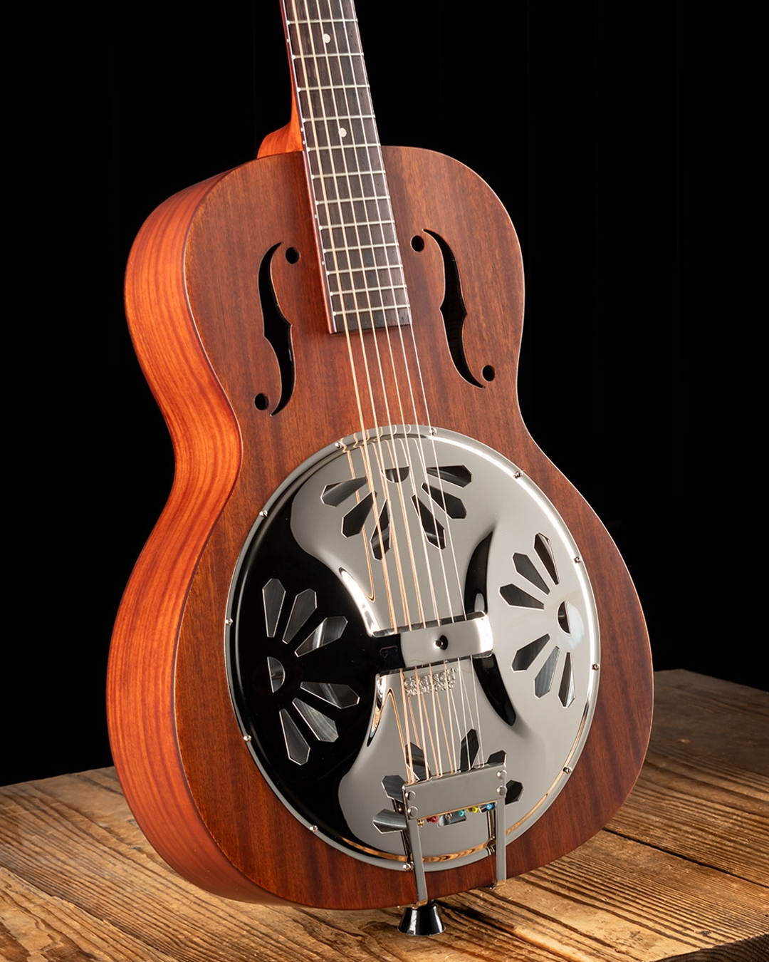 Gretsch G9200 Boxcar Round-Neck Resonator - Natural