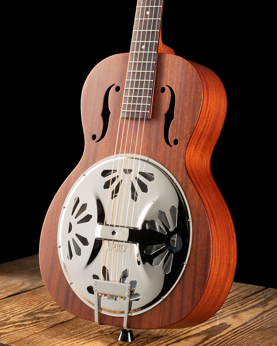 Gretsch G9200 Boxcar Round-Neck Resonator - Natural