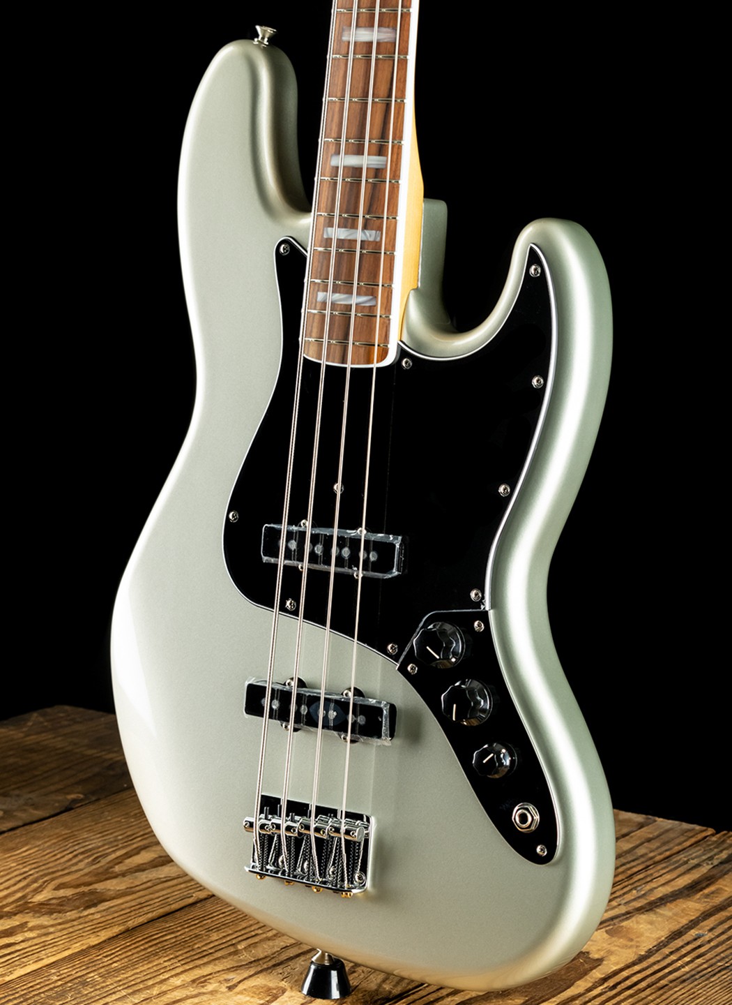 Fender Vintera '70s Jazz Bass - Inca Silver