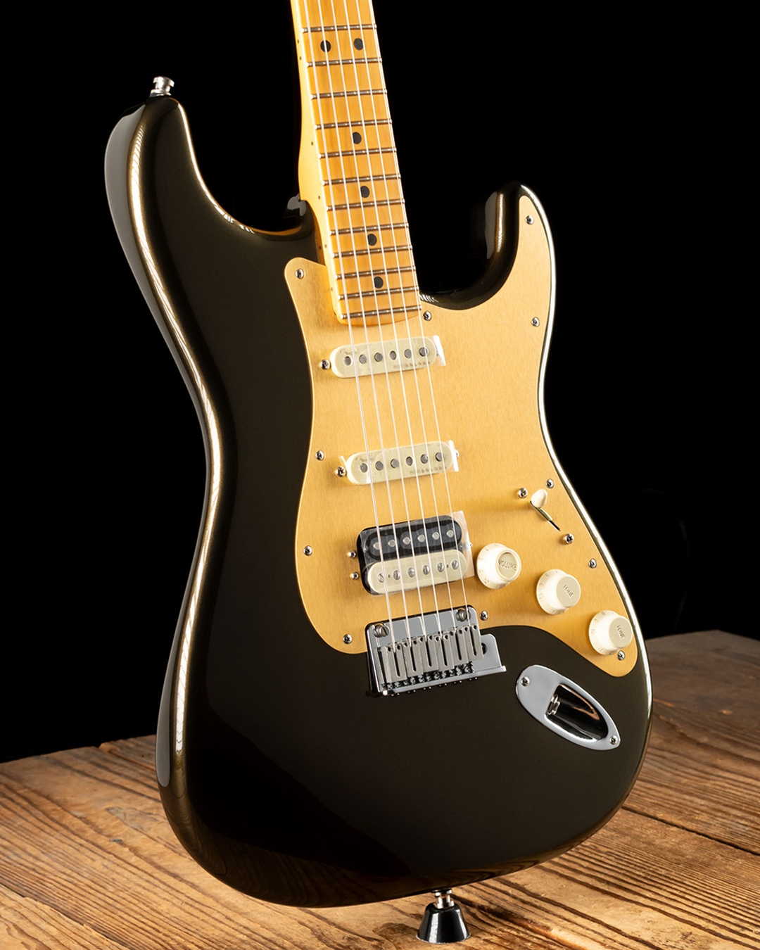 Fender American Ultra Stratocaster HSS - Texas Tea