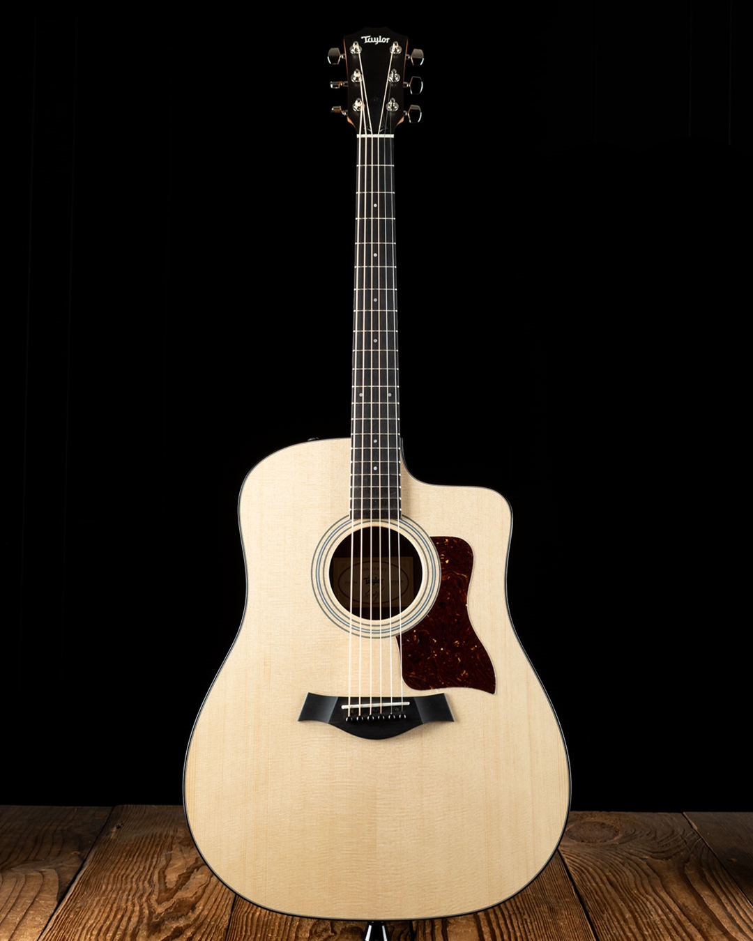 Taylor 210ce Plus - Natural