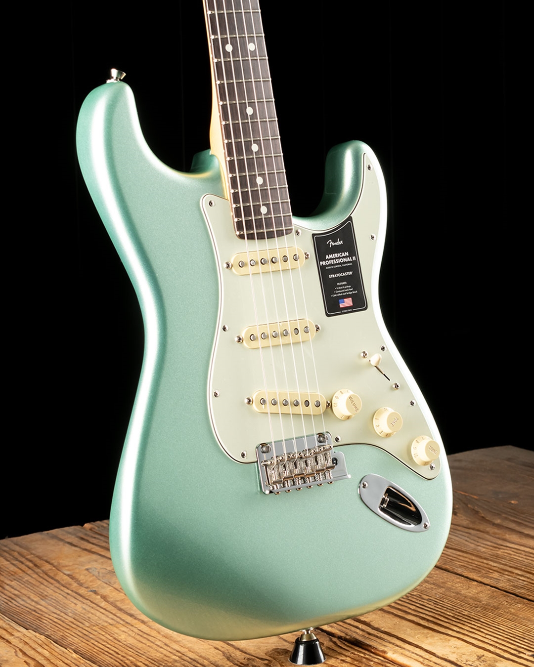 Fender american professional ii deals stratocaster mystic surf green