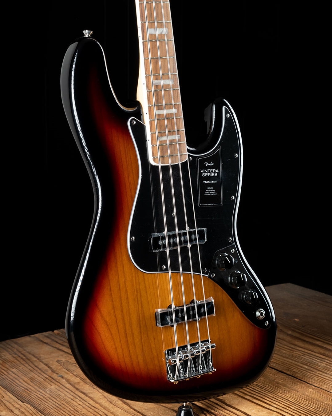 Fender Vintera '70s Jazz Bass - 3-Color Sunburst