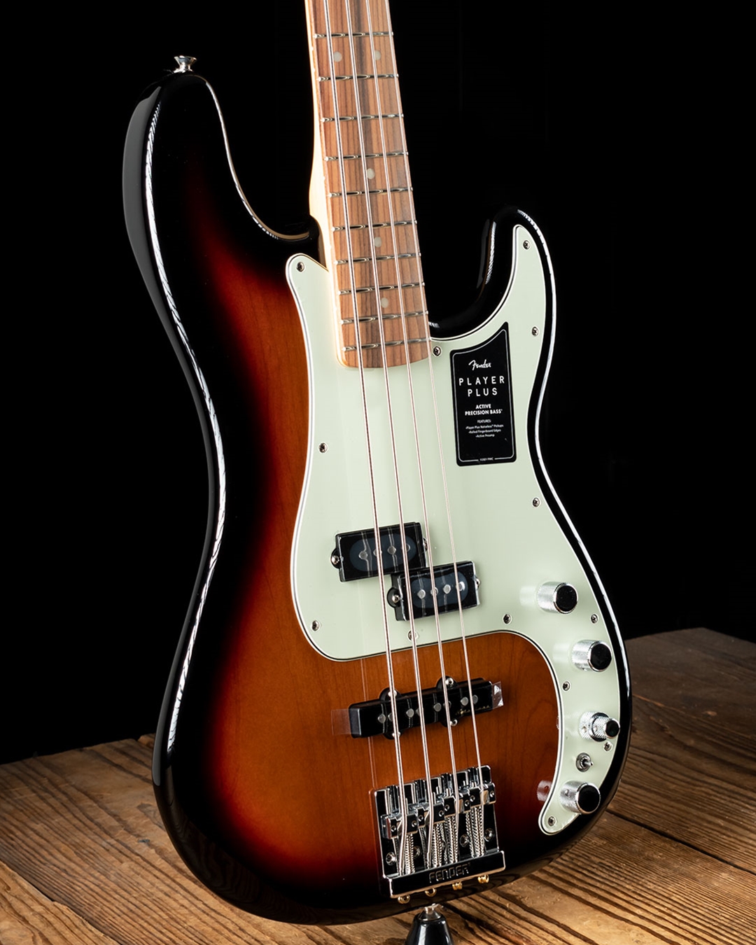 Fender Player Plus Precision Bass - 3-Color Sunburst