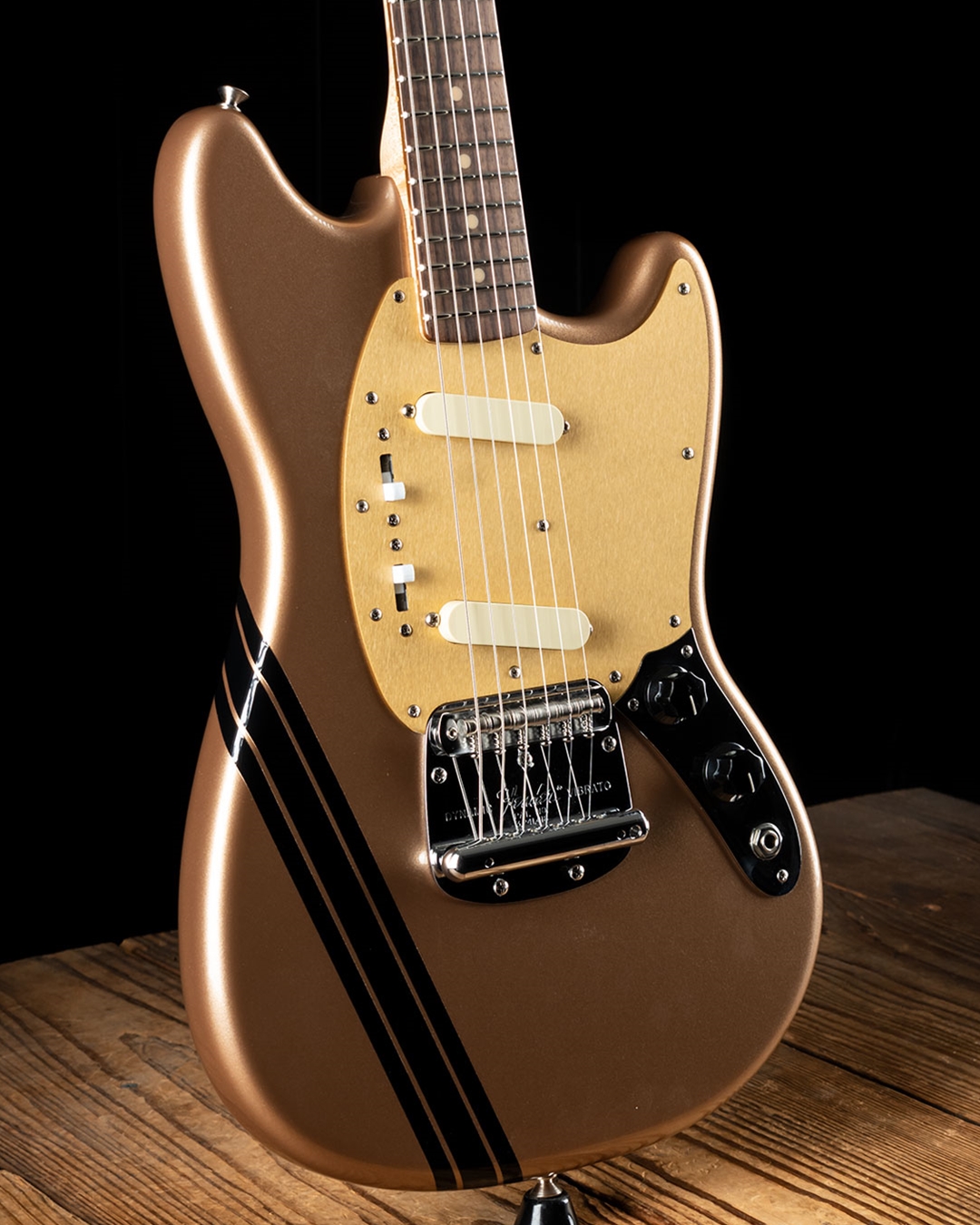 Fender Custom Shop 1964 Mustang - Fire Mist Gold w/Stripe