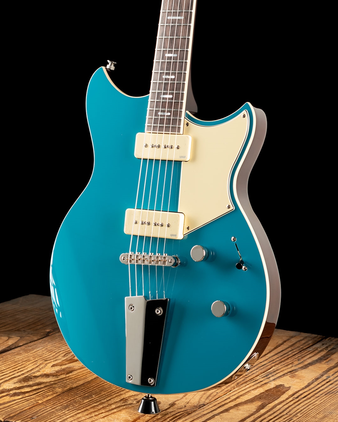 Yamaha RSS02T Revstar Standard - Swift Blue