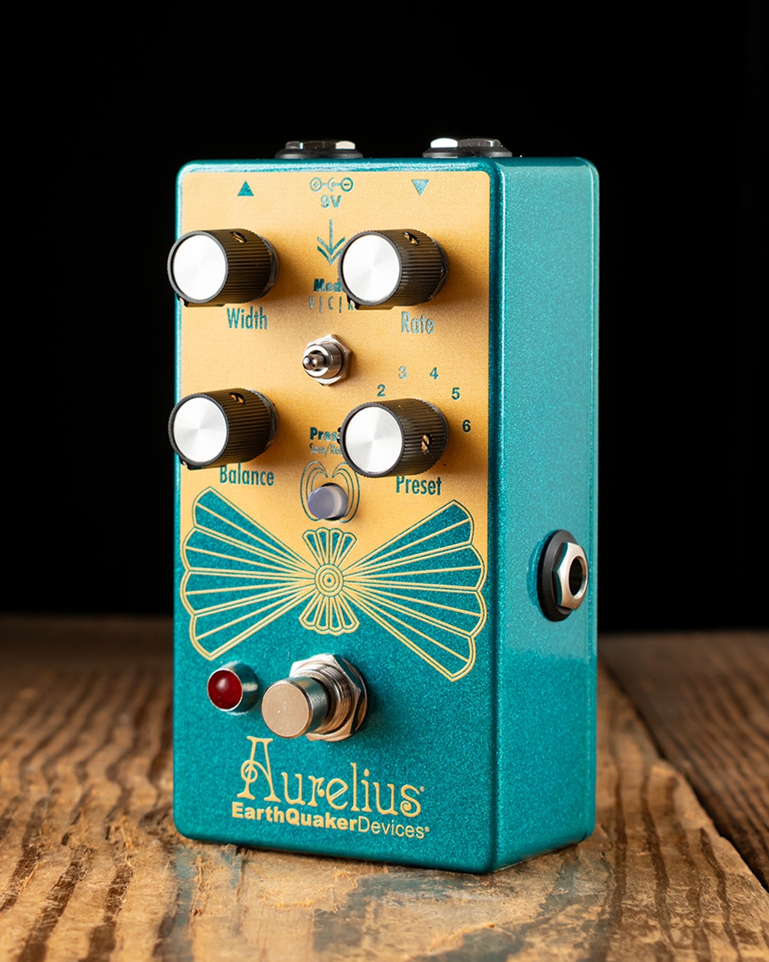 Aurelius EarthQuakerDevices Chorus 美品 Aurelius Tri-Voice Chorus — EarthQuaker Devices