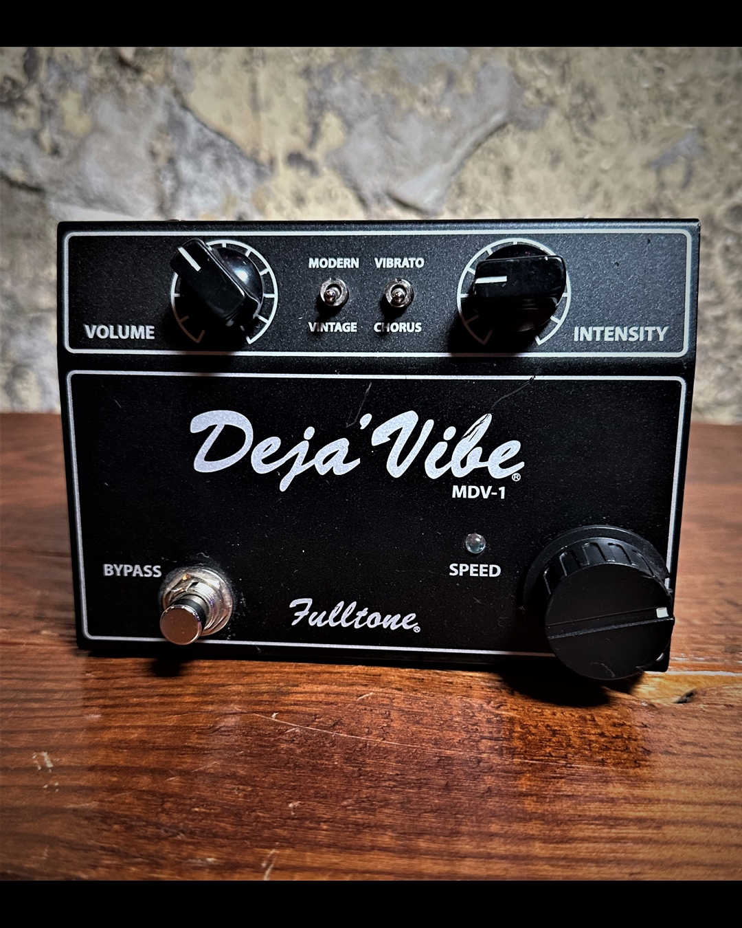 Fulltone MDV-1 Mini DejaVibe Pedal *USED*