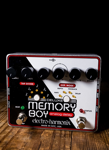 Electro-Harmonix Deluxe Memory Boy Analog Delay Pedal