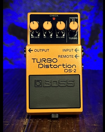 BOSS DS-2 Turbo Distortion Pedal *USED*