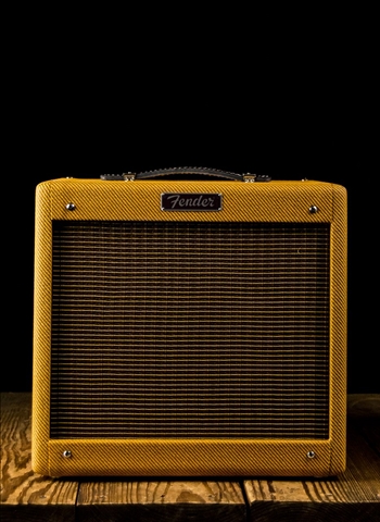 Fender Pro Junior IV - 15 Watt 1x10" Guitar Combo - Tweed