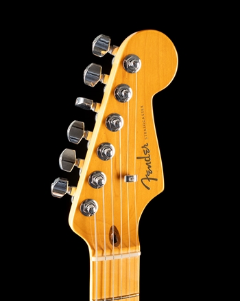 Fender American Ultra Stratocaster - Cobra Blue