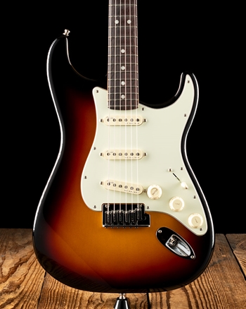 Fender American Ultra Stratocaster - Ultra Burst *USED*