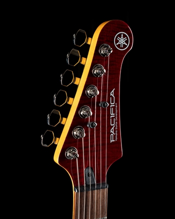 Yamaha PAC612VIIFMX Pacifica 600 Series - Fiesta Red