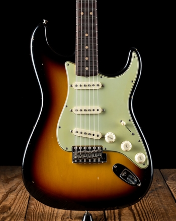 Fender Custom Shop 1963 Journeyman Relic Stratocaster - 3-Color Sunburst