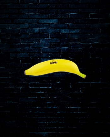 Nino Fruit & Vegetable Shaker - Banana