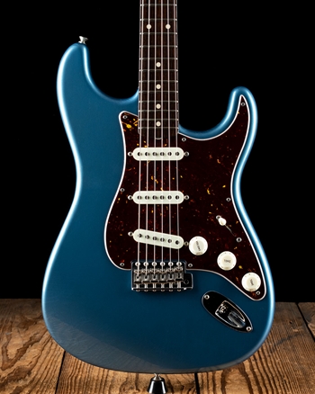 Fender Custom Shop S20 Limited Edition 57 Strat - Lake Placid Blue