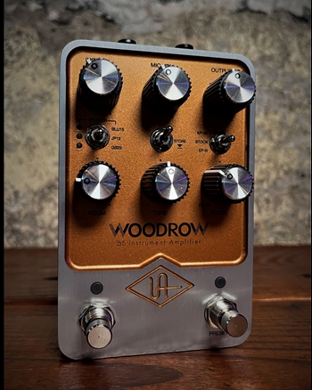 Universal Audio Woodrow '55 Instrument Amplifier Pedal *USED*