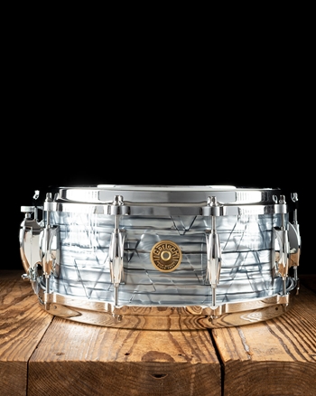Gretsch 5.5"x14" USA Custom Snare Drum - Sky Blue Pearl