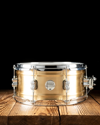 Pearl STH1465BR - 6.5x14 SensiTone Heritage Alloy Snare Drum - Black  Nickel Over Brass