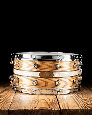 Pearl MCCA1465S/C 6.5"x14" Music City Custom Solid Shell Snare Drum - Ash w/Kingwood Royal Inlay