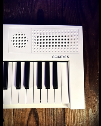 Roland GO:KEYS 5 - 61-Key Music Creation Keyboard - White *USED*