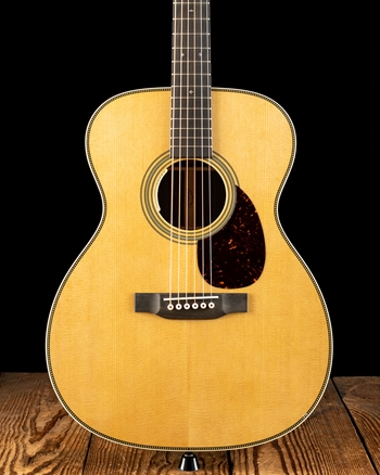 Martin OM-28E LR Baggs (2025) - Natural