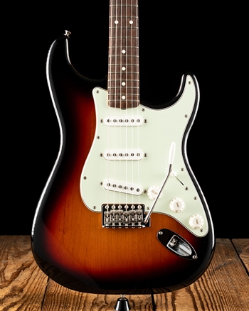 Fender Vintera II '60s Stratocaster - 3-Color Sunburst *USED*