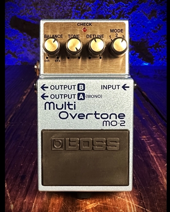 BOSS MO-2 Multi Overtone Pedal *USED*