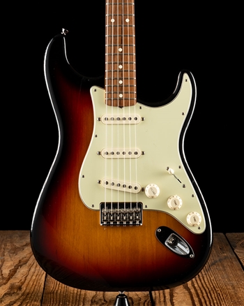 Fender Robert Cray Stratocaster - 3-Color Sunburst *USED*