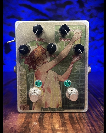 FuzzHugger Absynthe Oscillating Fuzz Pedal *USED*