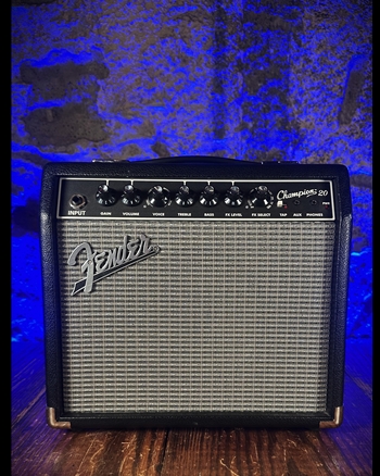 Fender Champion 20 - 20 Watt 1x8" Guitar Combo *USED*