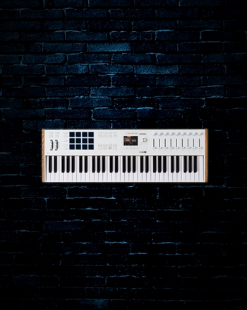 Arturia KeyLab 61 mk3 - 61-Key MIDI Keyboard Controller - White