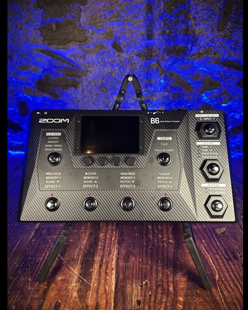 Zoom B6 Bass Multi-Effects Processor *USED*