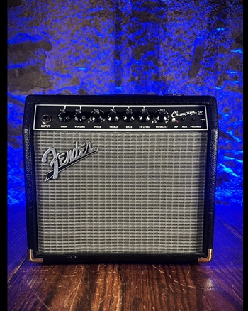 Fender Champion 20 - 20 Watt 1x8" Guitar Combo *USED*