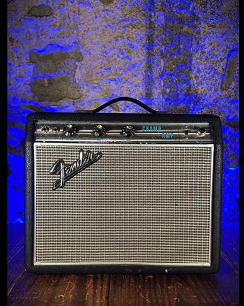 Fender Silverface Champ - 6 Watt 1x8" Guitar Combo *USED*
