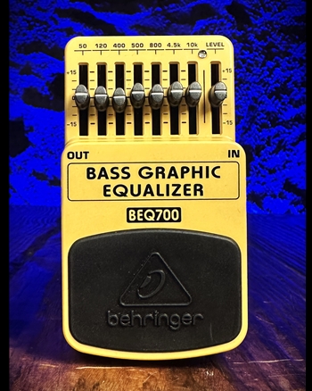 Behringer BEQ700 Graphic Equalizer Pedal *USED*