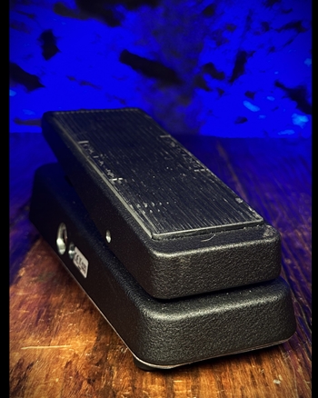 Dunlop GCB95 Cry Baby Wah Wah Pedal *USED*