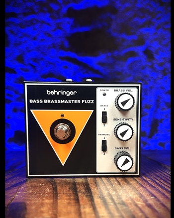 Behringer Bass Brassmaster Fuzz Pedal *USED*
