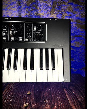Yamaha CK61 - 61-Key Stage Keyboard *USED*