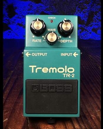 BOSS TR-2 Tremolo Pedal *USED*