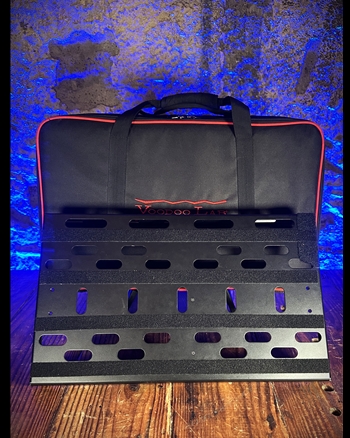 Voodoo Lab Dingbat Medium Pedalboard *USED*