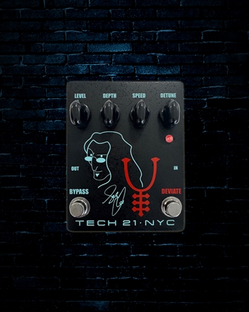 Tech 21 Geddy Lee Amalgamation Signature Chorus Pedal