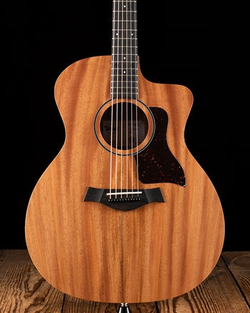 Taylor 24ce - Natural *USED*