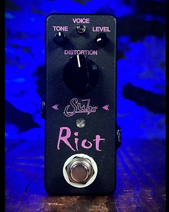 Suhr Black Edition Riot Mini Distortion Pedal *USED*