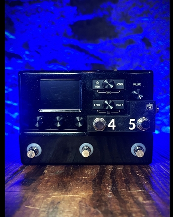 Line 6 HX Stomp Compact Guitar Processor Pedal *USED*